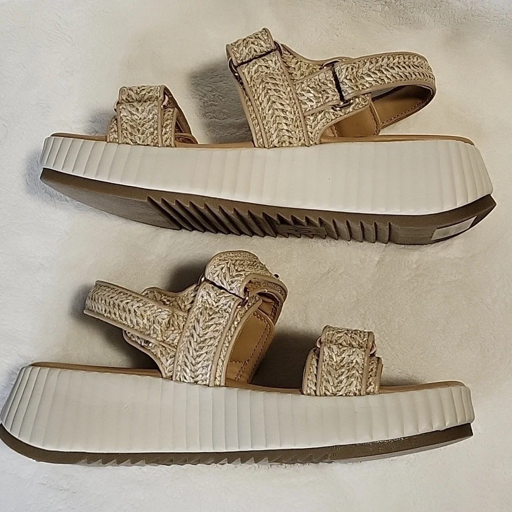 Dolce Vita Folley Tan Adjustable Strap Platform Sandal 2